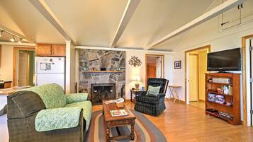 Rumah (4 Bedrooms) | Interior