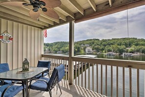 Interior - Waterfront Condo w/ Community Perks in Osage Beach (Osage Beach)
