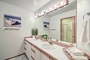 Nhà (3 Bedrooms) | Nội thất