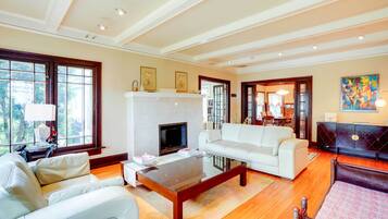 House (4 Bedrooms) | Bahagian dalam