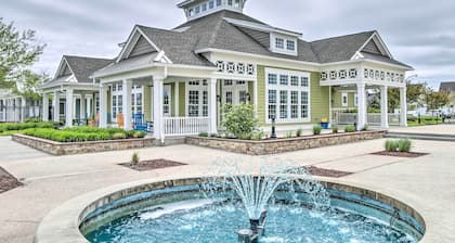 Screened Porch, Outdoor Shower: Millville Villa