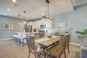 Villa (4 Bedrooms) | Interior