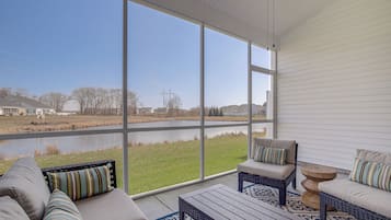 Villa (4 Bedrooms) | Interior