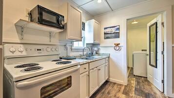 Cottage (1 Bedroom) | Interior