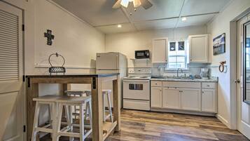 Cottage (1 Bedroom) | Interior