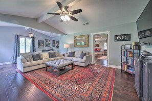 House (5 Bedrooms) | Interior - Spacious New Braunfels Escape w/ Private Deck! (New Braunfels)