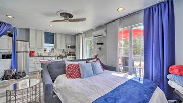 Apartment (1 Bedroom) | Interior