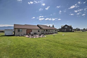 House (4 Bedrooms) | Interior - Columbia Falls Home w/ 1-acre Yard & Views! (Columbia Falls)