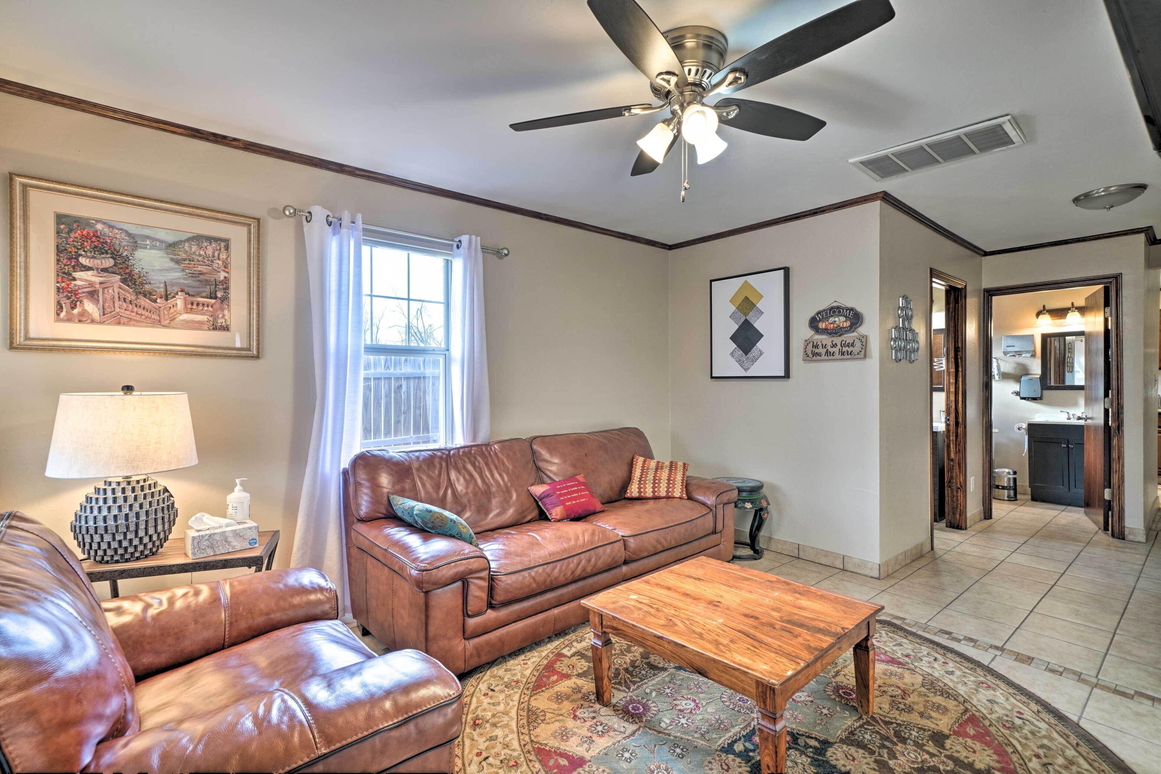 House (4 Bedrooms) | Interior