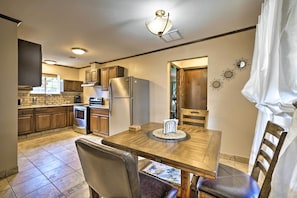 Rumah (4 Bedrooms) | Interior