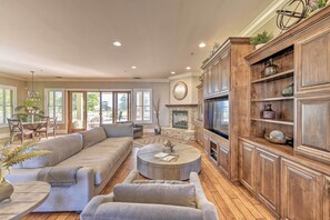 House (5 Bedrooms) | Interior - Near Wineries: Elk Grove Getaway w/ Saltwater Pool (Elk Grove)