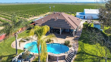 House (5 Bedrooms) | Bahagian dalam