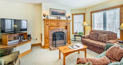 Inviting Ski-in/ski-out Condo at Jay Peak Resort!