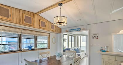 Jensen Beach Home w/ Private Beach Access!