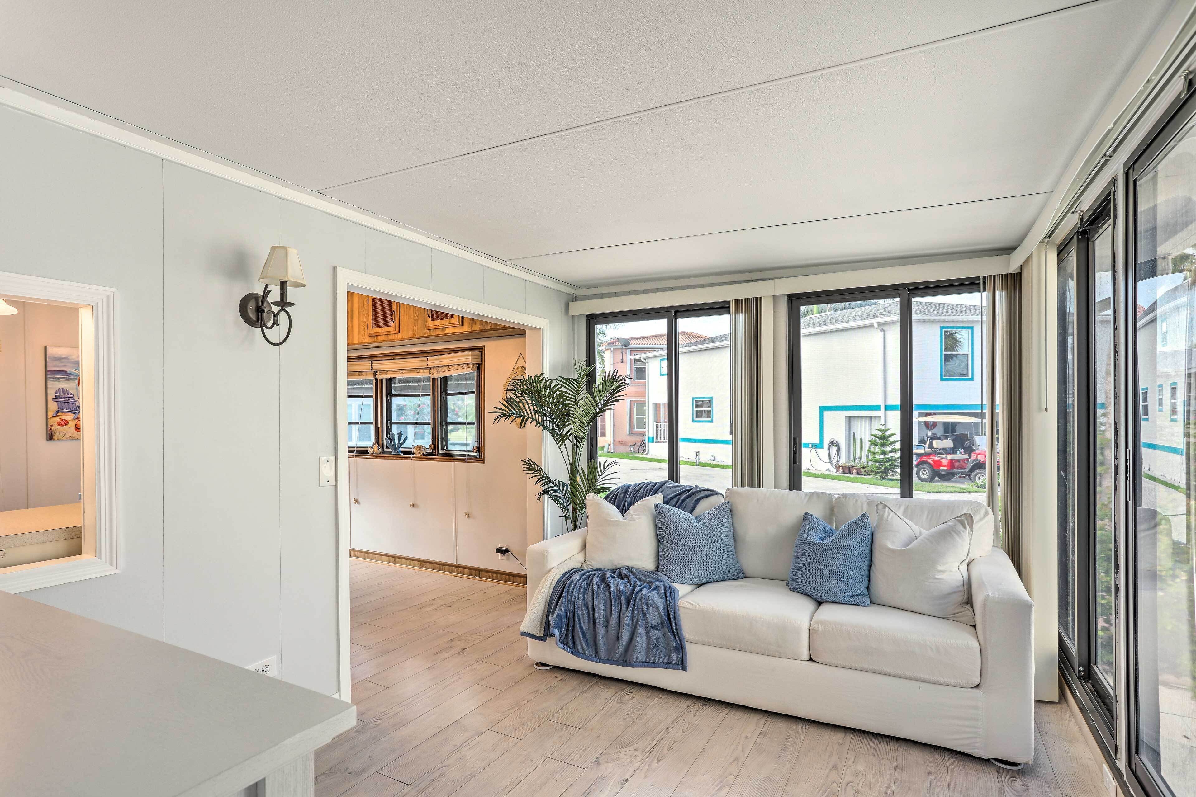 Cottage (2 Bedrooms) | Interior