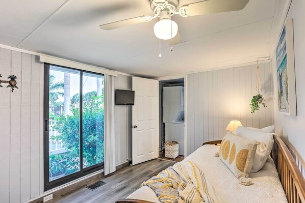 Cottage (2 Bedrooms) | Interior