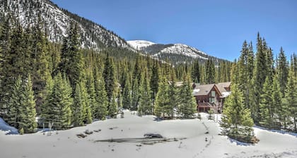 Blue River Condo w/ Views - 5 Mi to Breckenridge!