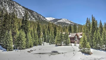 Apartemen (2 Bedrooms) | Bagian depan properti