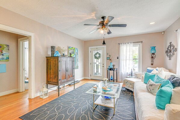 House (2 Bedrooms) | Interior - Pet-friendly Galveston Bungalow, 1/2 Mi to Beach! (Galveston)