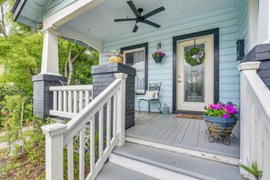 Interior - Pet-friendly Galveston Bungalow, 1/2 Mi to Beach! (Galveston)