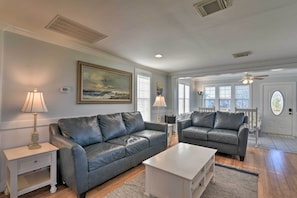 Cottage (2 Bedrooms) | Interior