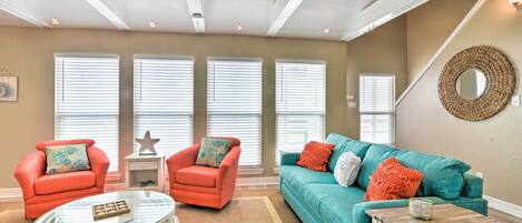 House (3 Bedrooms) | Front of property