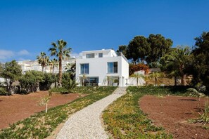 Exterior - GuestReady - A delightful stay in Porto Santo (Vila Baleira)