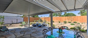 Vintage Downtown Vegas Retreat < 3 Mi to Strip!