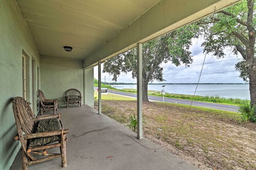 Lake Views & Private Porch: Auburndale Family Home