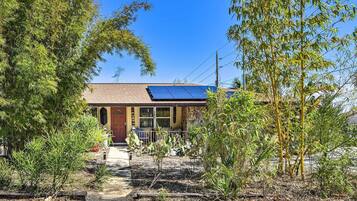 Rumah (2 Bedrooms) | Interior