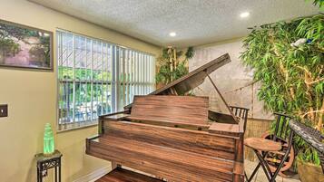 Rumah (2 Bedrooms) | Interior