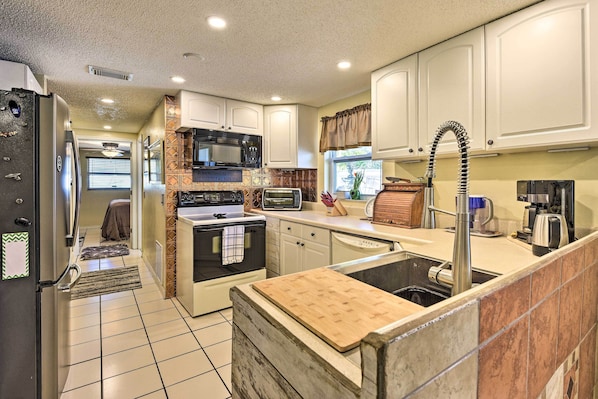 House (2 Bedrooms) | Interior