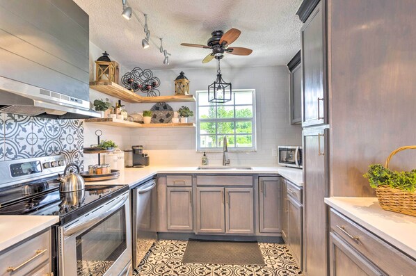 House (3 Bedrooms) | Interior - 'tropical Landing' Stuart Home w/ Pool + Grill! (Stuart)