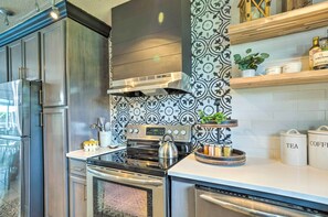 House (3 Bedrooms) | Interior - 'tropical Landing' Stuart Home w/ Pool + Grill! (Stuart)