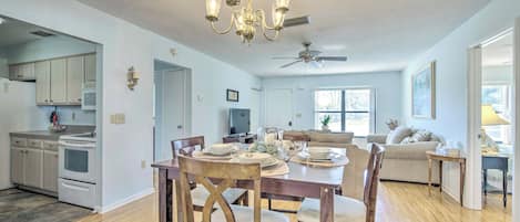 House (2 Bedrooms) | Interior