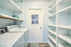 House (2 Bedrooms) | Interior - Marion Oaks Home < 20 Mi to Equestrian Center (Ocala)