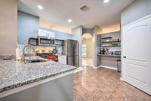 單棟房屋 (4 Bedrooms) | 內部