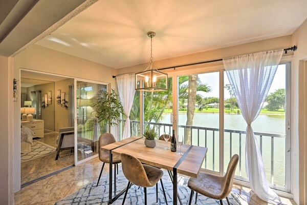 Naples Condo W/ Enclosed Balcony & Lake Views! - Naples, FL