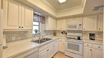 Apartment (3 Bedrooms) | Interior