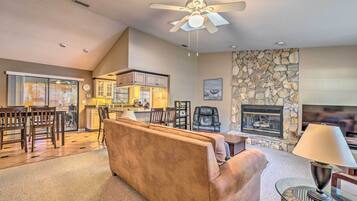 House (2 Bedrooms) | Interior