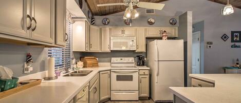 House (2 Bedrooms) | Bahagian dalam