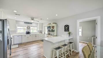 Cottage (3 Bedrooms) | Interior