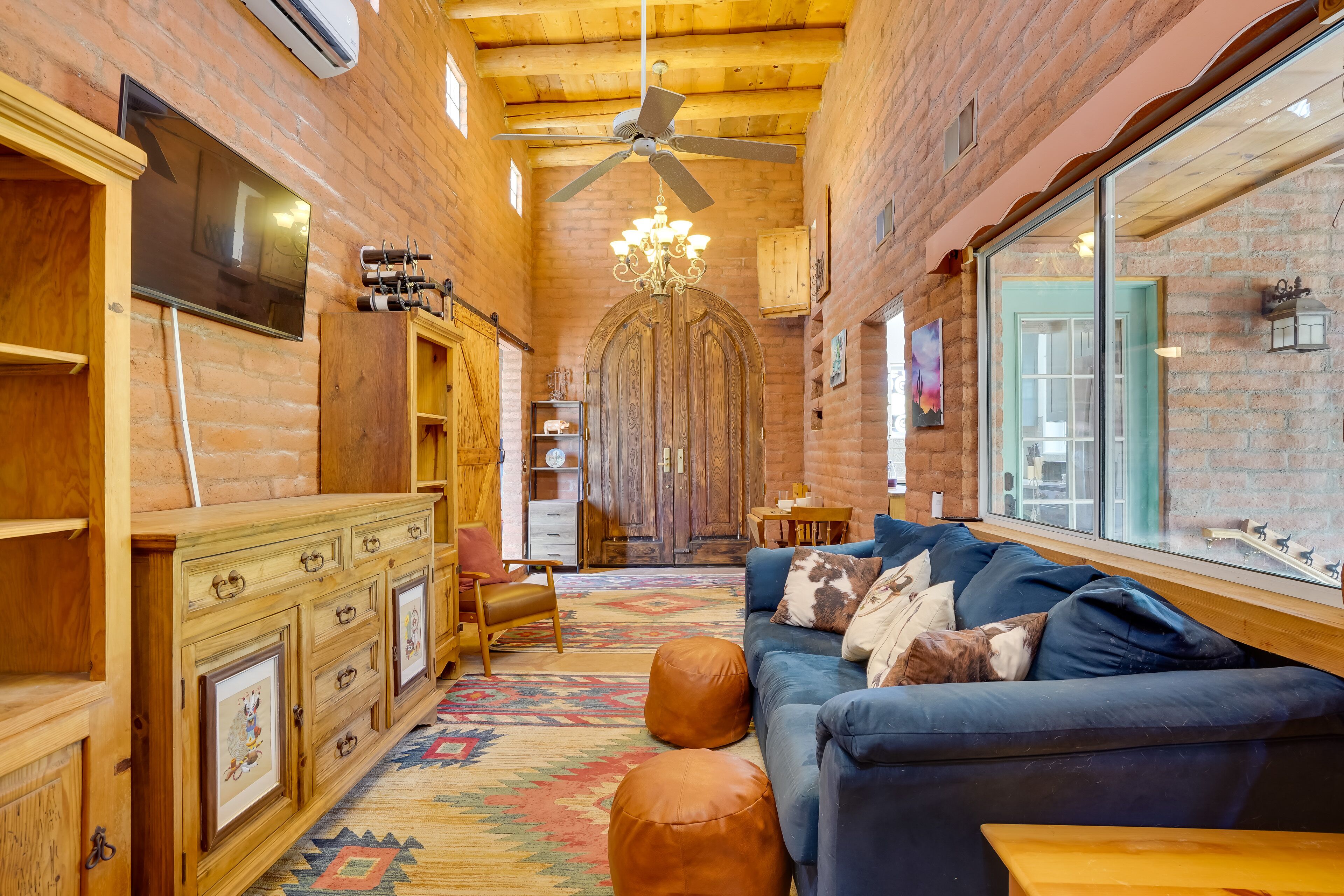 Unique Desert Home ~ 6 Mi to Downtown Tucson!
