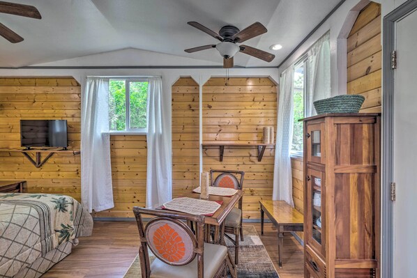 Apartment (0 Bedroom) | Bahagian dalam