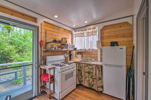 Apartment (0 Bedroom) | Bahagian dalam