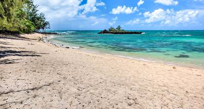 Turtle Bay Condo w/ Pool Access & Golf Course!