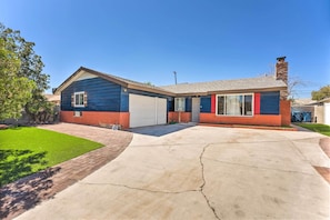 House (4 Bedrooms) | Interior - Las Vegas Getaway w/ Patio & Grill: ~3mi to Strip! (Las Vegas)