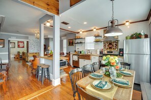 Interior - Historic Home < 2 Mi to Daytona Beach & Pier! (Daytona Beach)
