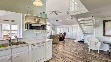 Cottage (2 Bedrooms) | Nội thất