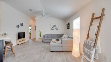 Villa (2 Bedrooms) | Interior